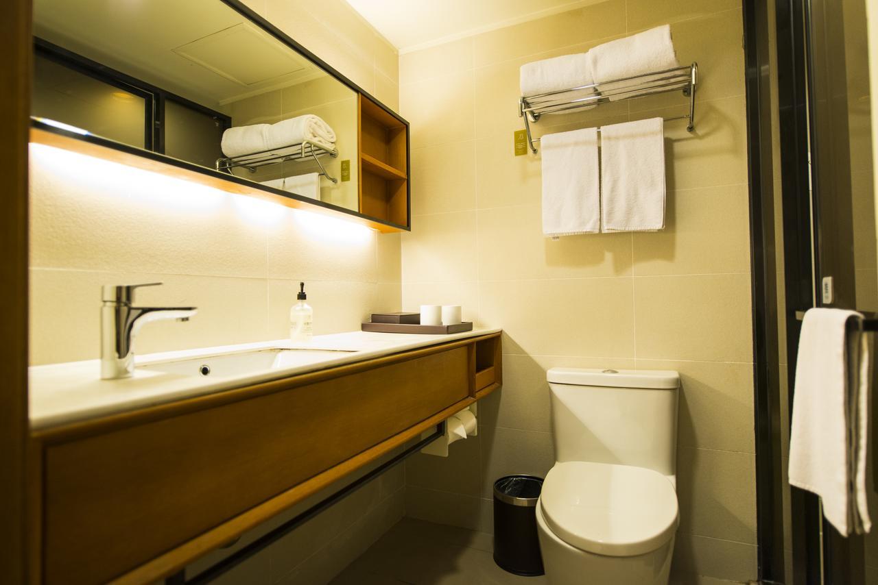 JI Hotel Chengdu Jiuyanqiao Bagian luar foto